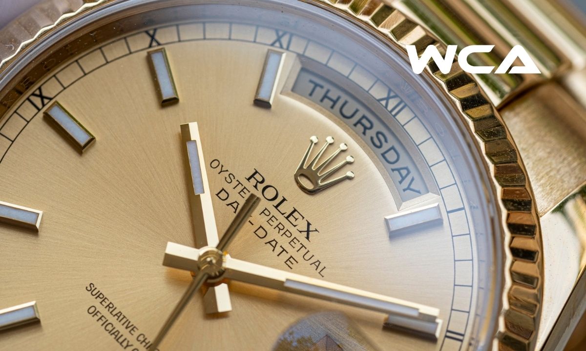 Logo vương miện Rolex chính hãng được hoàn thiện sắc nét, các chóp và đường nét rõ ràng