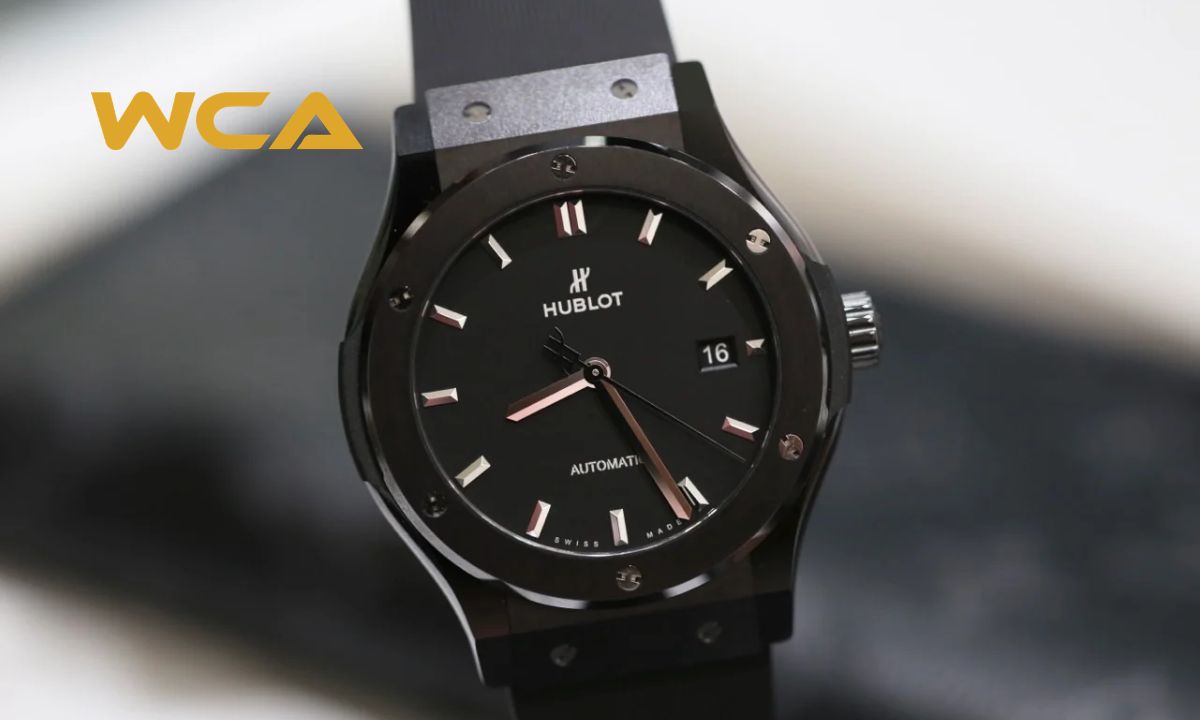 Mặt số Hublot chính hãng có bố cục cân đối, nhiều chi tiết được hoàn thiện sắc nét